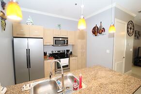 La Isla Condominiums by Cheap Getaway