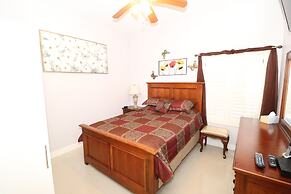 La Isla Condominiums by Cheap Getaway