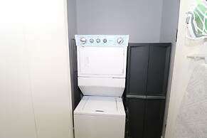 La Isla Condominiums by Cheap Getaway