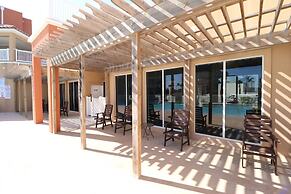 La Isla Condominiums by Cheap Getaway