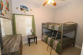 La Isla Condominiums by Cheap Getaway