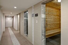 Chateau Nova Yellowknife