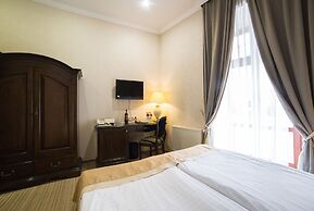 Optima Collection Medievale Lviv