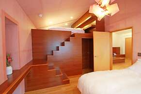 Hanso Presidential Suite Hanok Hotel