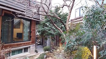 Hanso Presidential Suite Hanok Hotel