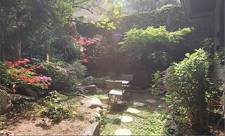 Hanso Presidential Suite Hanok Hotel