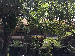Crown Hotel