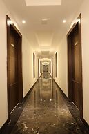 Clover Suites Royal Lake Yangon