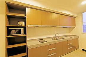 Clover Suites Royal Lake Yangon