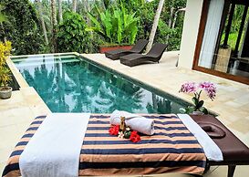 Anusara Luxury Villas - Adults Only