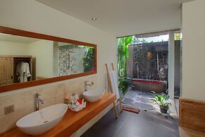 Anusara Luxury Villas - Adults Only