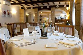 Hôtel restaurant Le Cheval Rouge