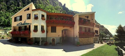 Hotel Oriental