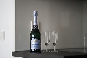 Bed and Breakfast Outlet Hotel