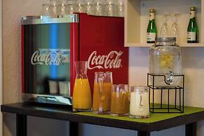 Bed and Breakfast Outlet Hotel