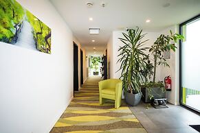 Bed and Breakfast Outlet Hotel