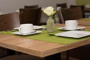 Bed and Breakfast Outlet Hotel