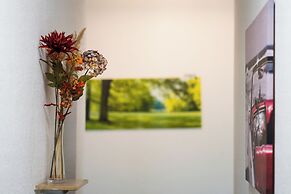 Bed and Breakfast Outlet Hotel