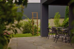 Bed and Breakfast Outlet Hotel