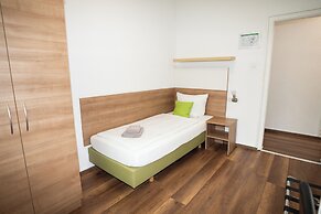 Bed and Breakfast Outlet Hotel