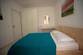 Bougainville Bay Serviced Apartments