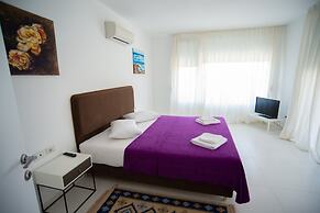Bougainville Bay Serviced Apartments