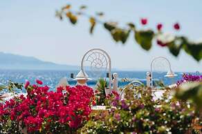 Bougainville Bay Hotel