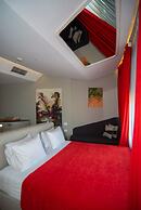 Bougainville Bay Hotel