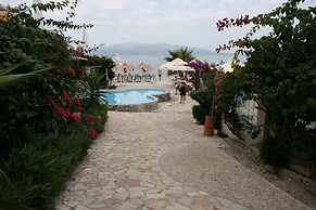 Bougainville Bay Hotel