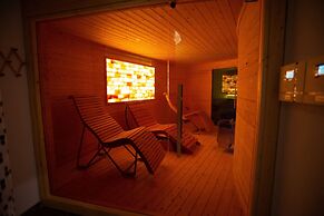 Bougainville Bay Hotel