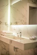 Bougainville Bay Hotel