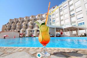 Bougainville Bay Hotel