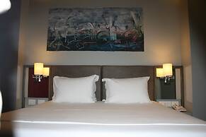 Bougainville Bay Hotel