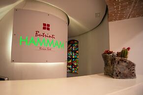 Bougainville Bay Hotel