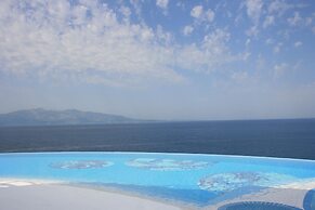 Bougainville Bay Hotel