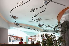 Bougainville Bay Hotel