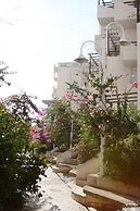 Bougainville Bay Hotel