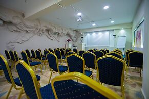 Bougainville Bay Hotel