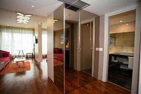 Bougainville Bay Hotel