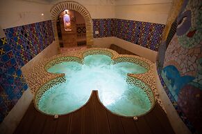 Bougainville Bay Hotel