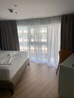 Bougainville Bay Hotel