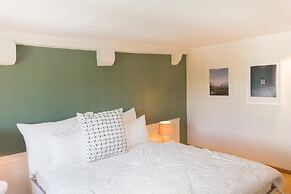 Lake Side Location Bellevue