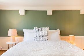 Lake Side Location Bellevue