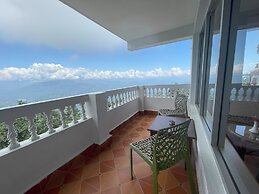 Hotel Himalayan Villa