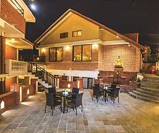 Hotel Himalayan Villa