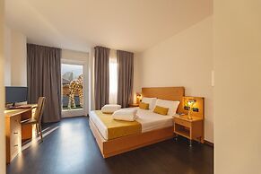 Hi Hotel - Wellness & Spa Adults Only