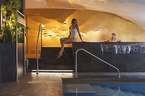 Hi Hotel - Wellness & Spa Adults Only