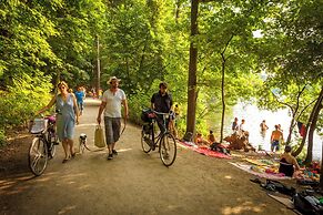Courtyard by Marriott Erie Bayfront