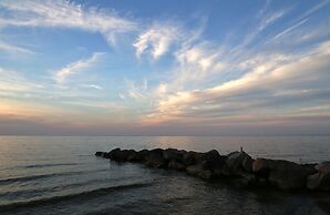 Courtyard by Marriott Erie Bayfront