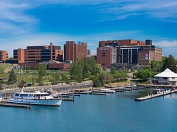 Courtyard by Marriott Erie Bayfront